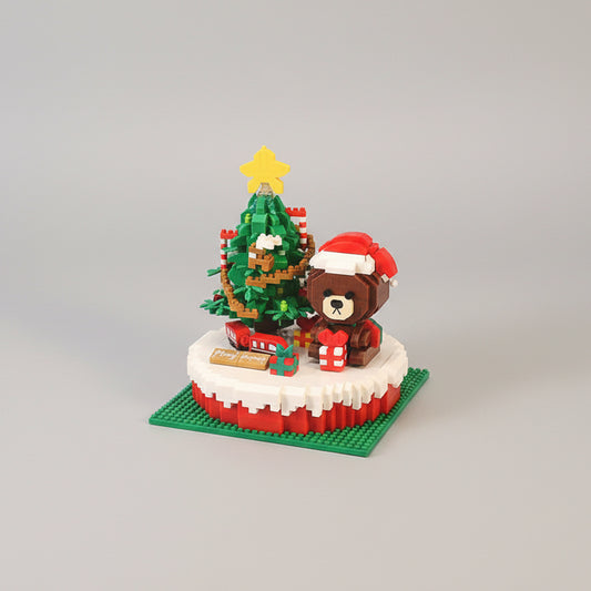 Kerstboom en beer op bouwplaat | Bouwsteentjes