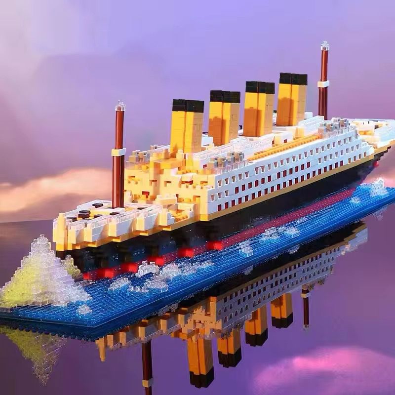 Titanic met IJsblok | Bouwsteentjes