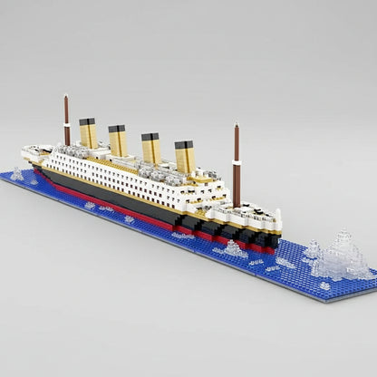 Titanic met IJsblok | Bouwsteentjes