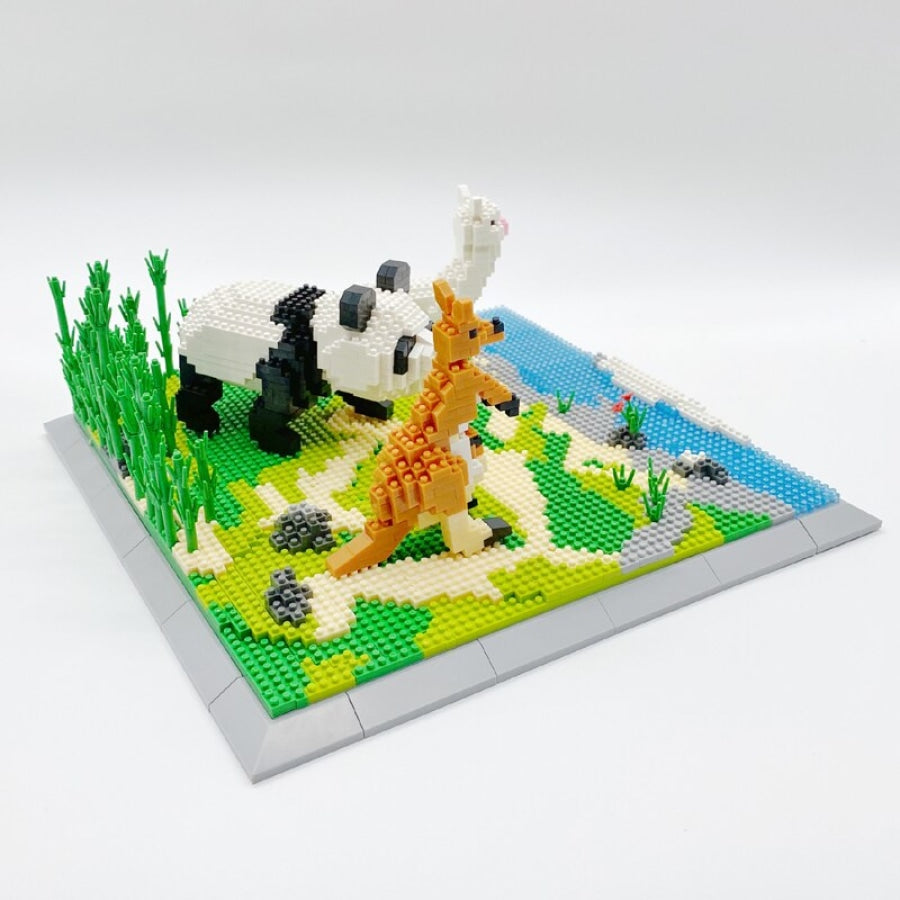 Panda Kangoeroe En Alpaca Op Het Gras Bouwblokjes